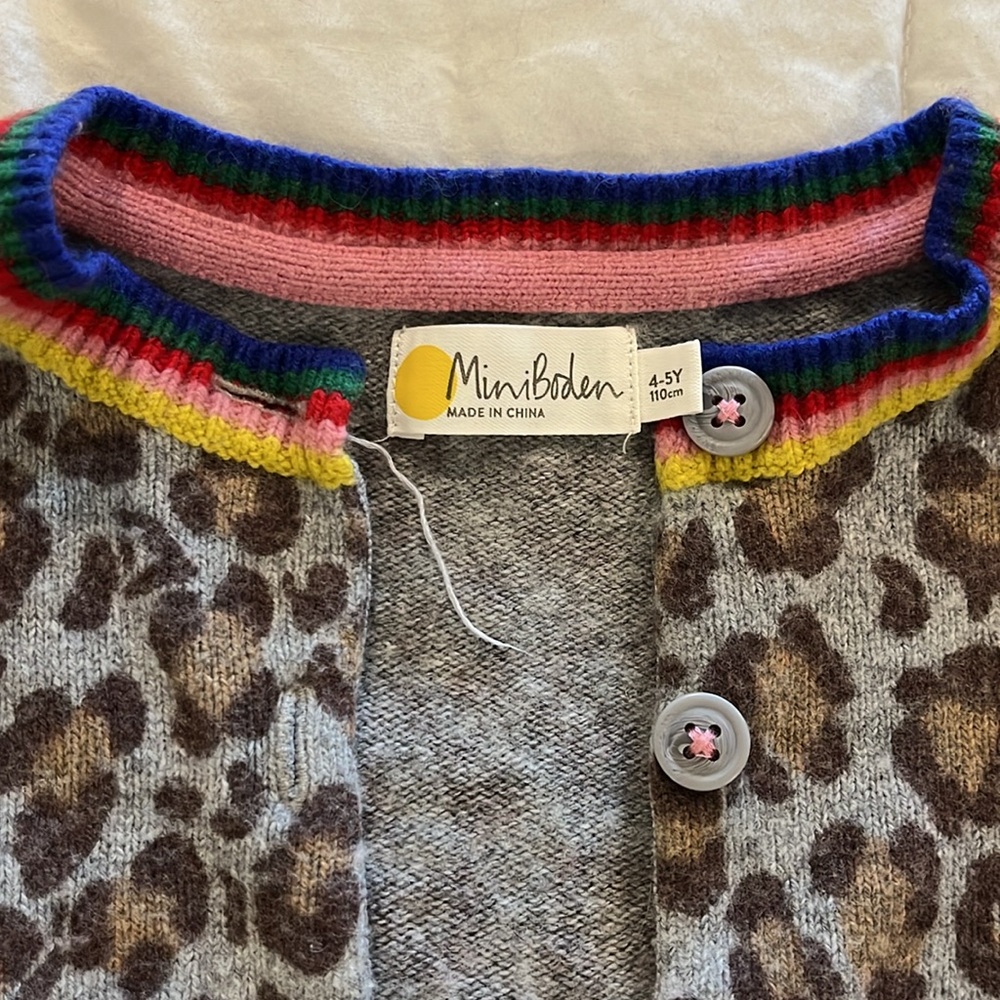 Boden cheetah and rainbow sweater - Picture 3 of 4
